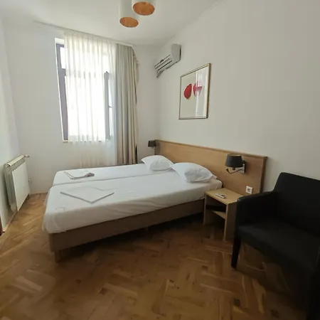 Ralf Hotel Bucharest