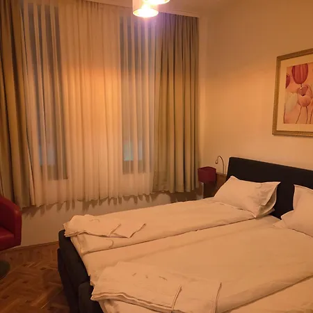 Ralf * Bucharest